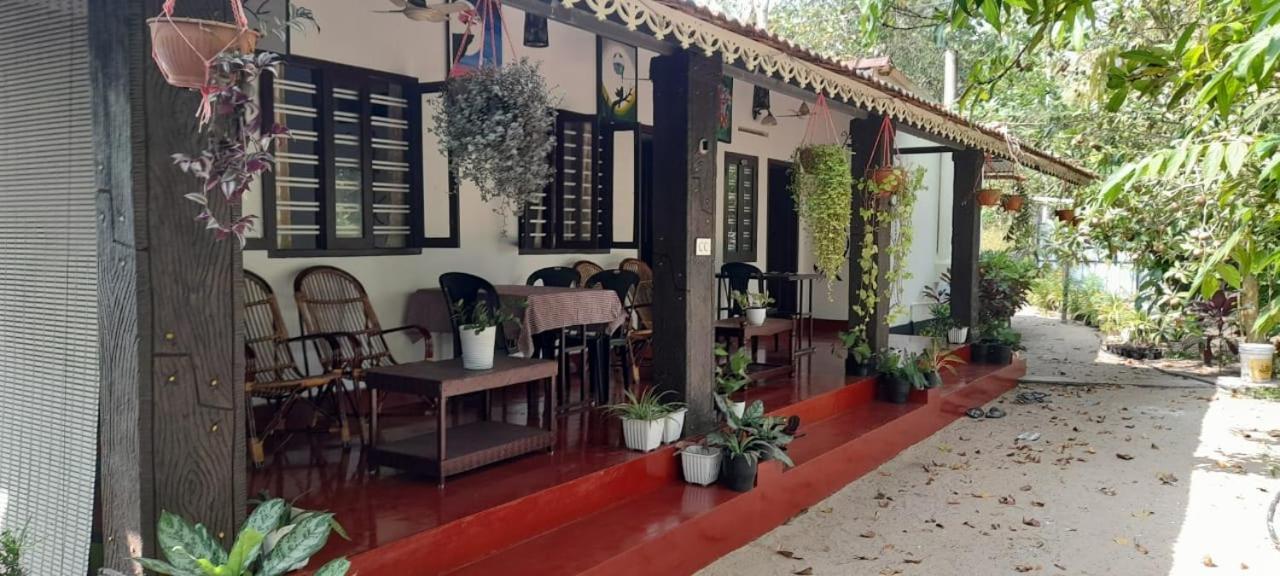 Marari Adonis Beach Villa Mararikulam Eksteriør billede