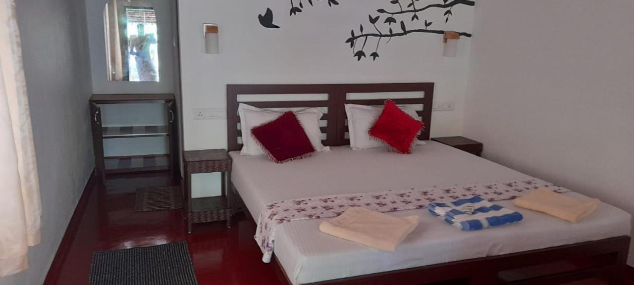 Marari Adonis Beach Villa Mararikulam Eksteriør billede