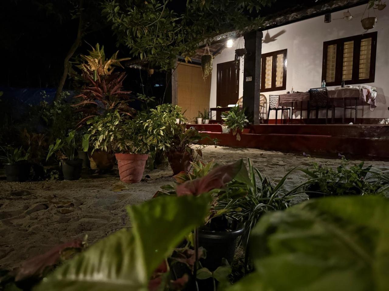 Marari Adonis Beach Villa Mararikulam Eksteriør billede