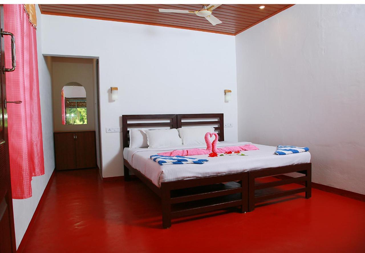 Marari Adonis Beach Villa Mararikulam Eksteriør billede